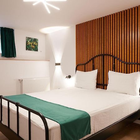 Giovi Central Apartment Kolozsvár Kültér fotó
